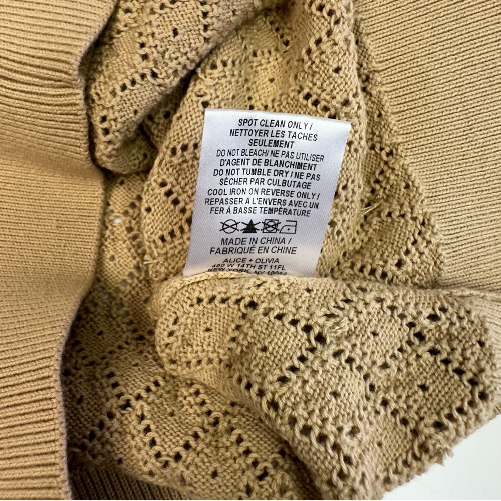 NWT Alice + Olivia Romi Cropped Embellished Pointelle-Knit Cardigan Sand Size S - Picture 7 of 9